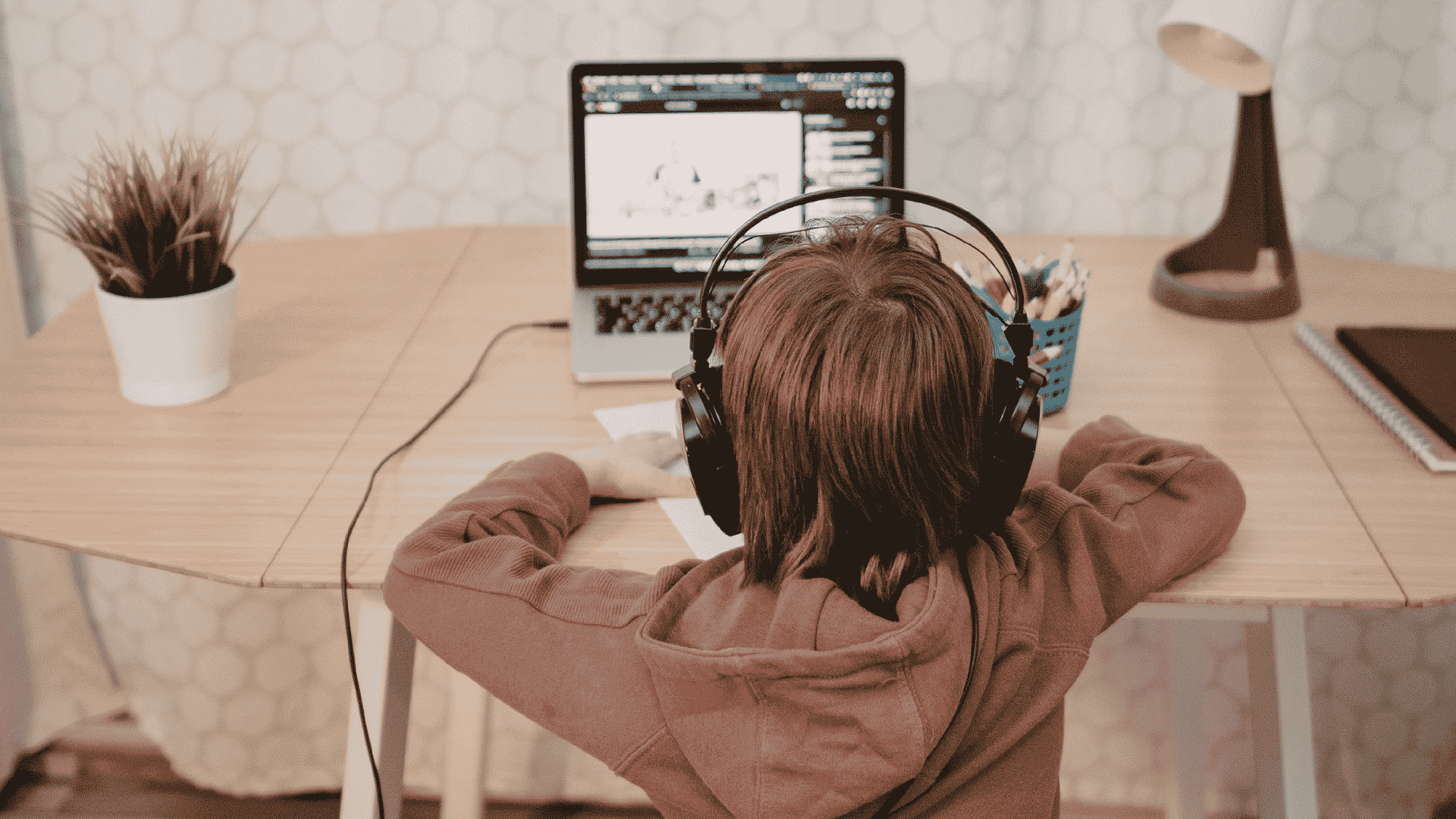 Accredited Online K-12 School for Illinois Families