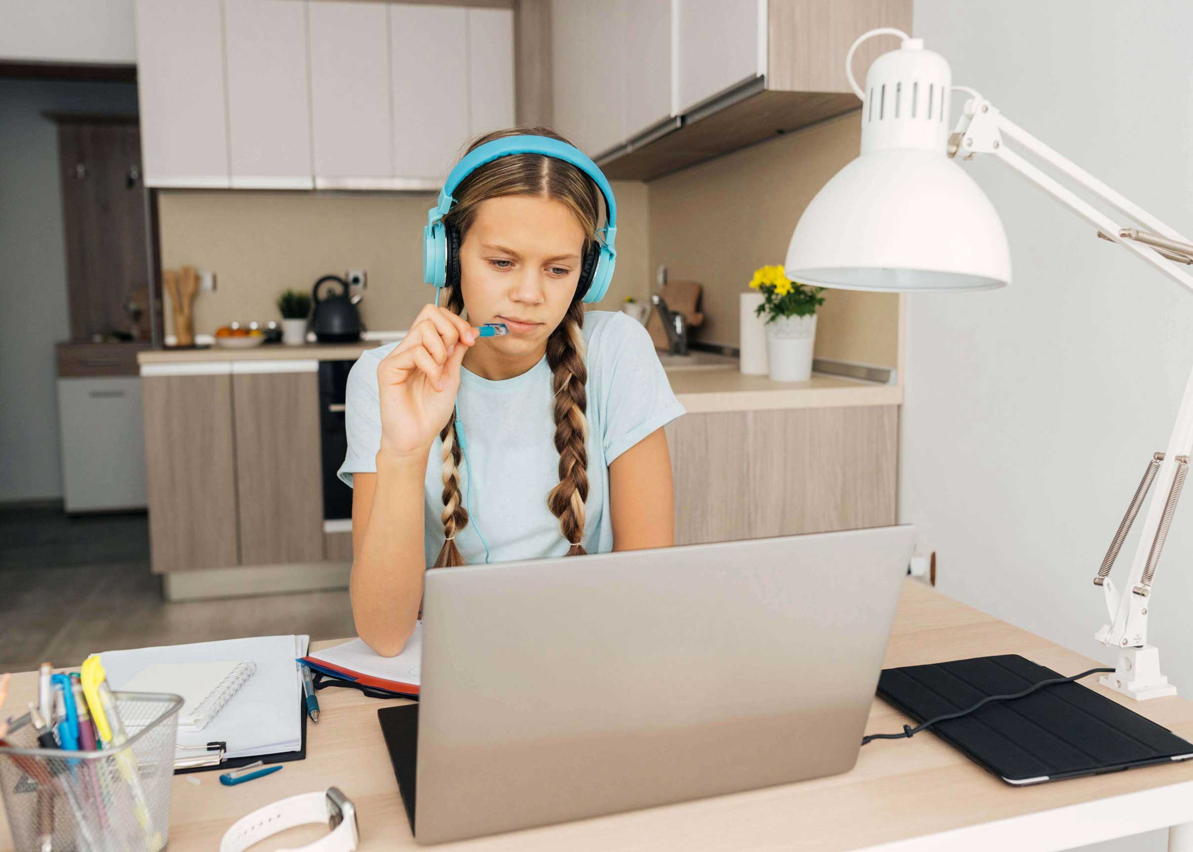 Online School with Personalized, Mastery-Based Pacing