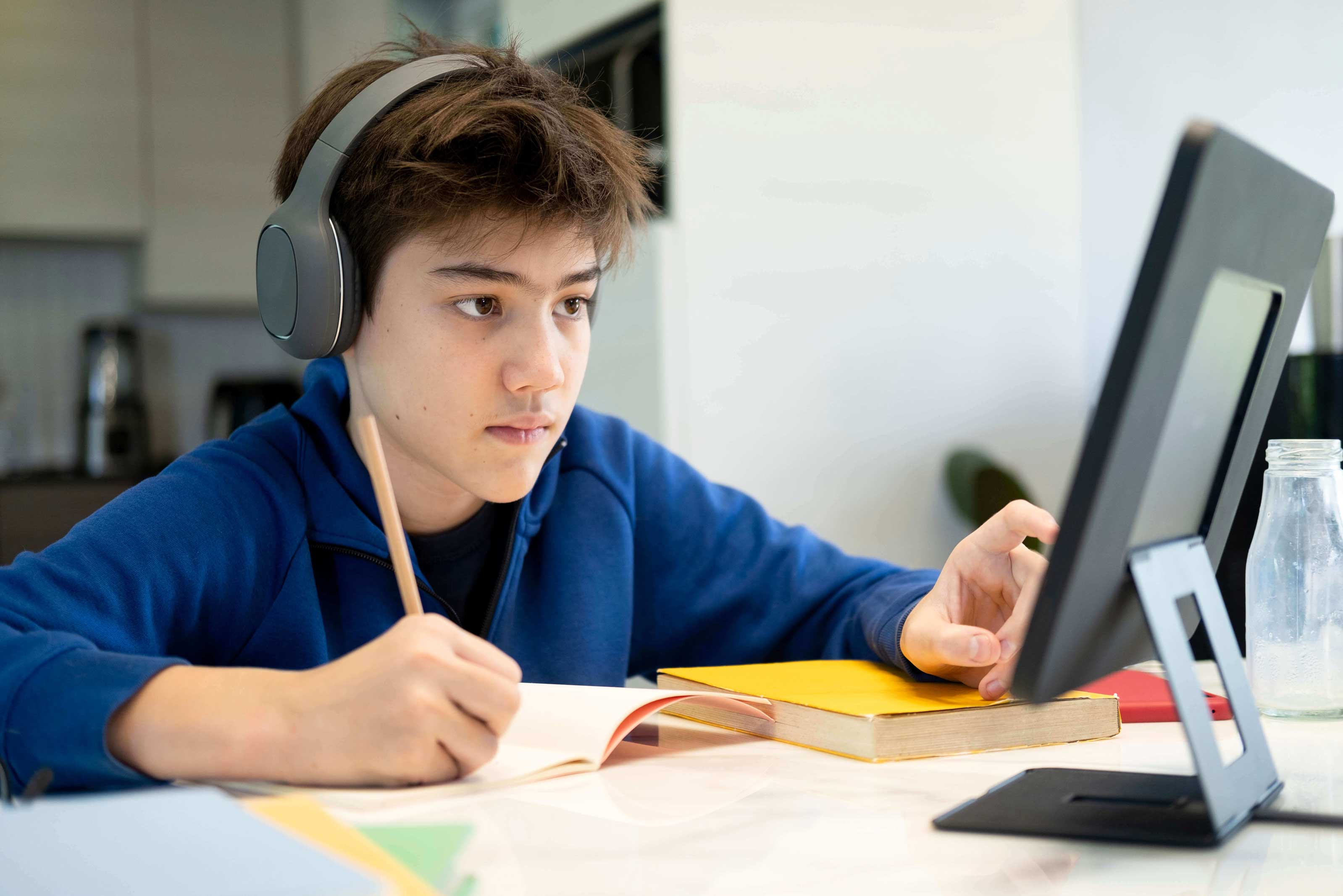 Middle School Curriculum: Preparing Students for Higher-Level Thinking
